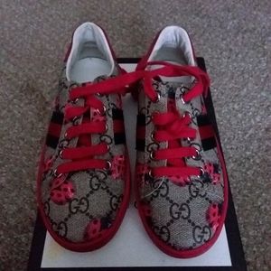 Gucci girls shoes